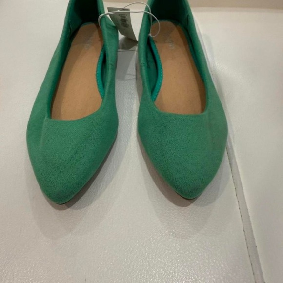 Old Navy Green Suede Ballet Flats Shoes Women Size 7 - Picture 7 of 8